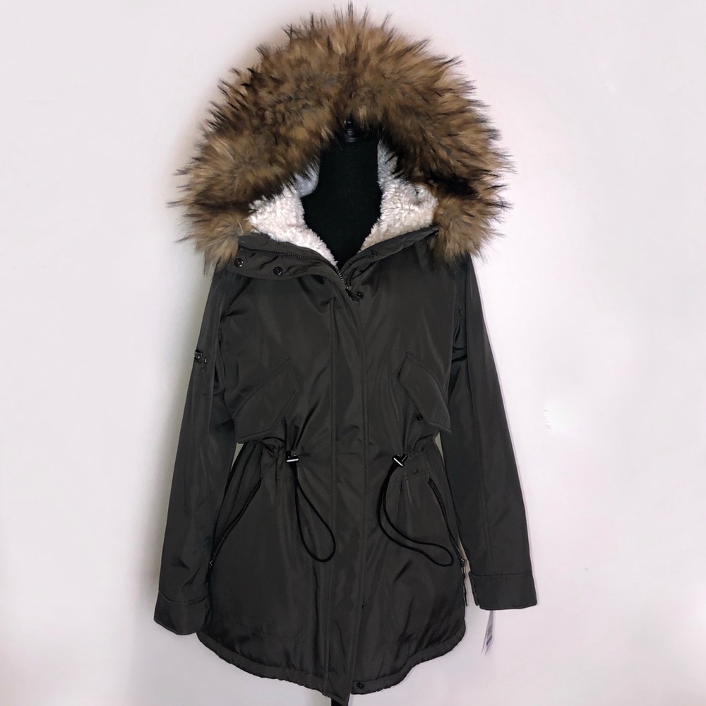S13 Woman’s Parka Style Lacket